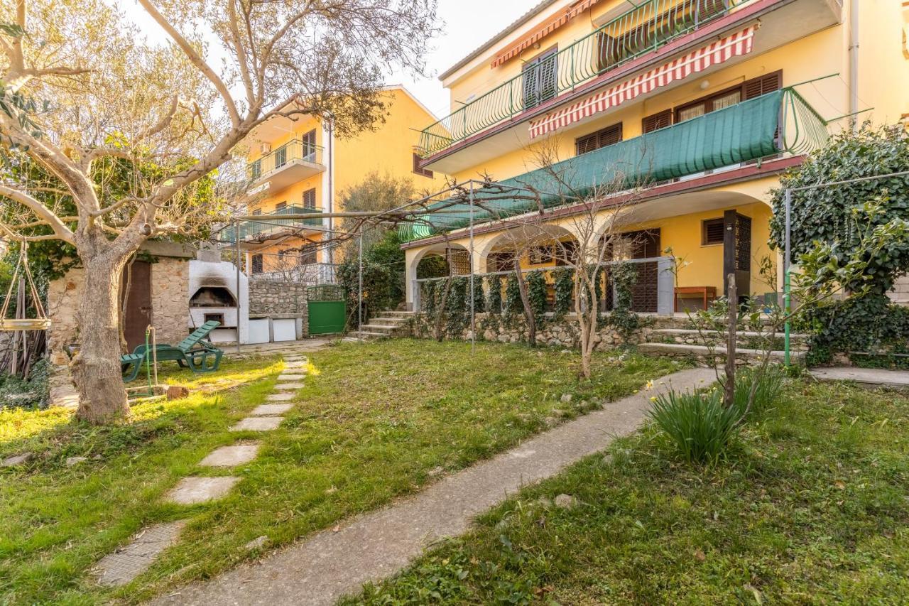 Apartmán With A Parking Space